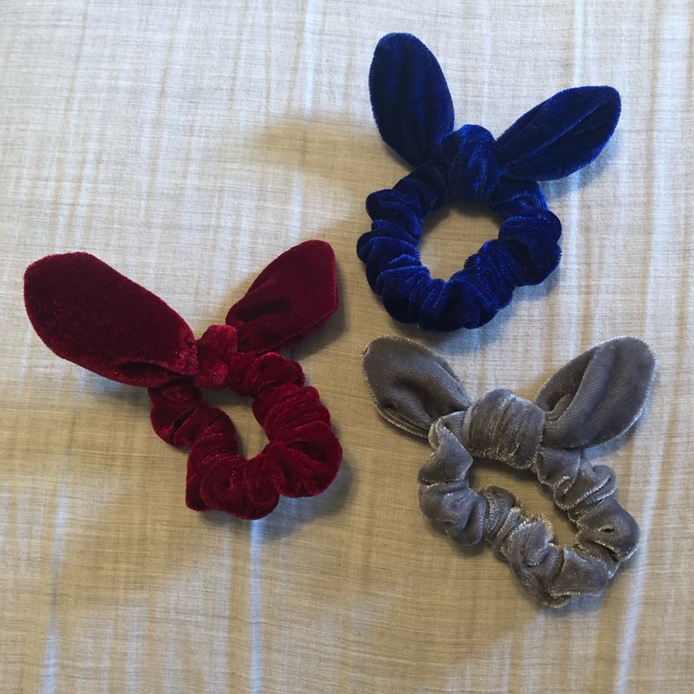 Brooklyn & Bailey Scrunchies